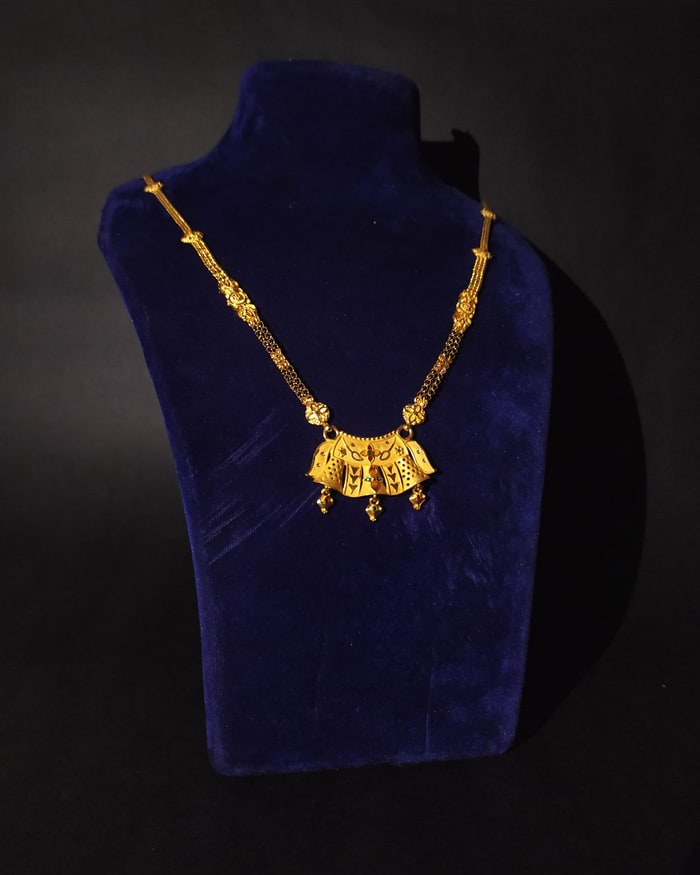Nakshi Meenakari Fan Pendant, Twin-strand chain with a fan-shaped nakshi pendant and meena dots
