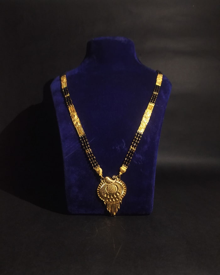 Mor Kairi Nakshi Mangalsutra, Engraved bar spacers, paisley peacock nakshi pendant, fan tassel