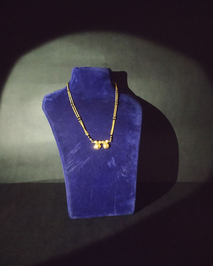 Lightweight Twin Vati Mangalsutra, Lightweight twin ball vati on a fine chain