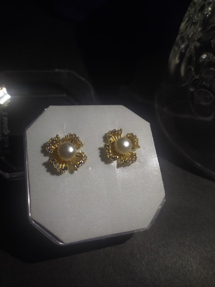 Moti Phool Studs, Five-petal flower stud, pave gold petals with a pearl centre