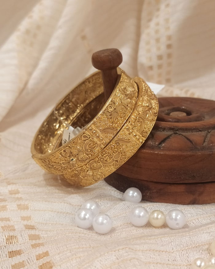 Nakshi Kairi Kada, Dense floral and paisley engraved wide kada pair, granulated texture
